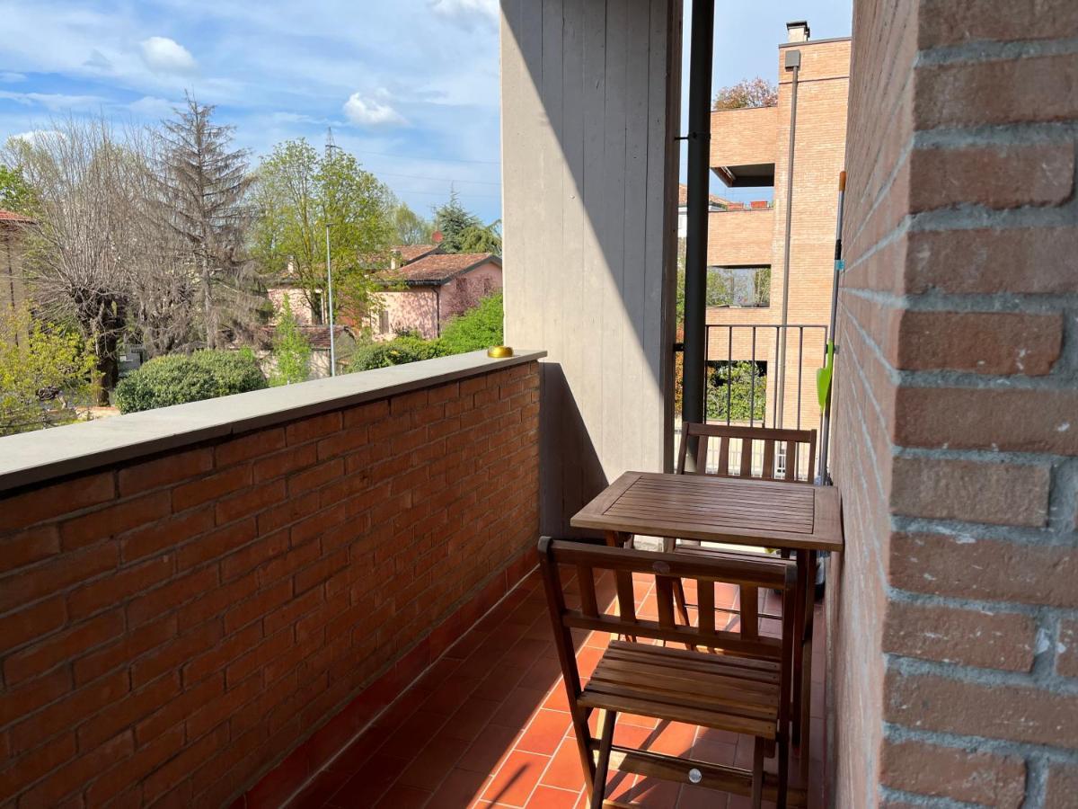 Lovely Apartment Парма Екстериор снимка